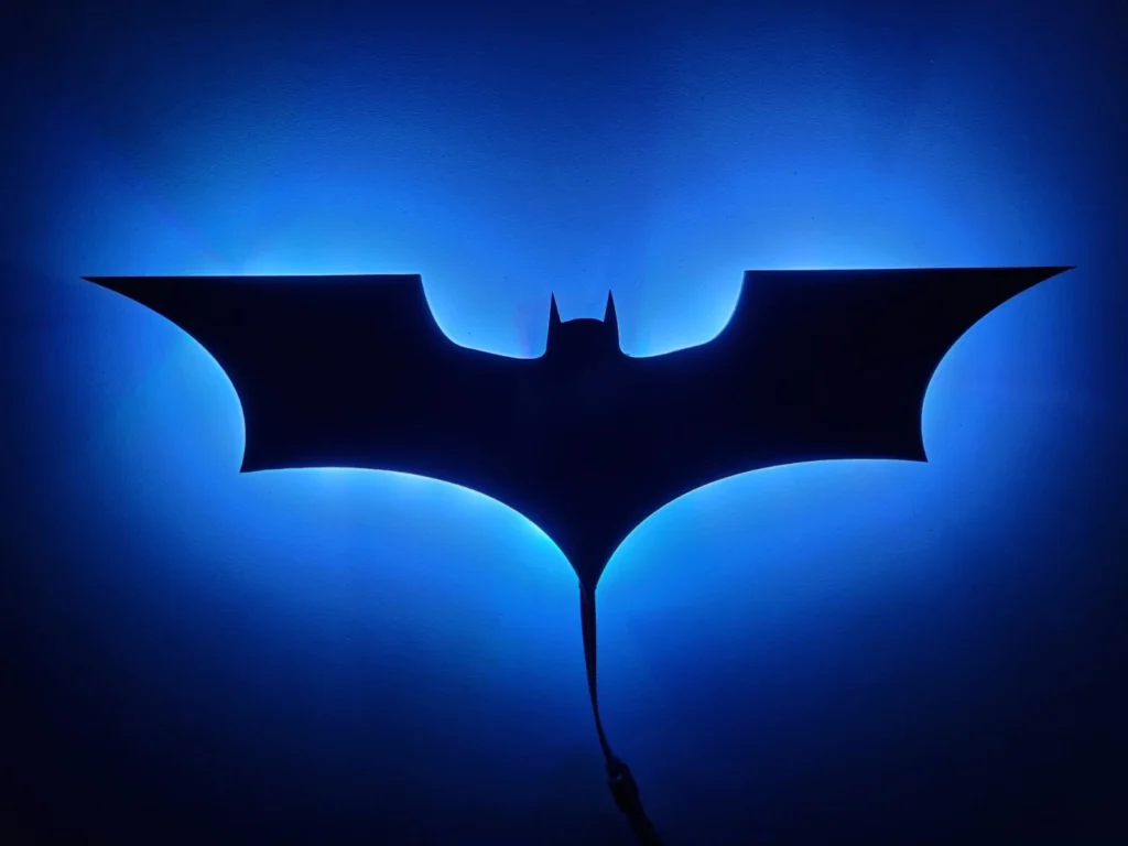 Batman Logo LED Night Light – 7 Color Changing, Dark Knight Themed 3D Mood Light