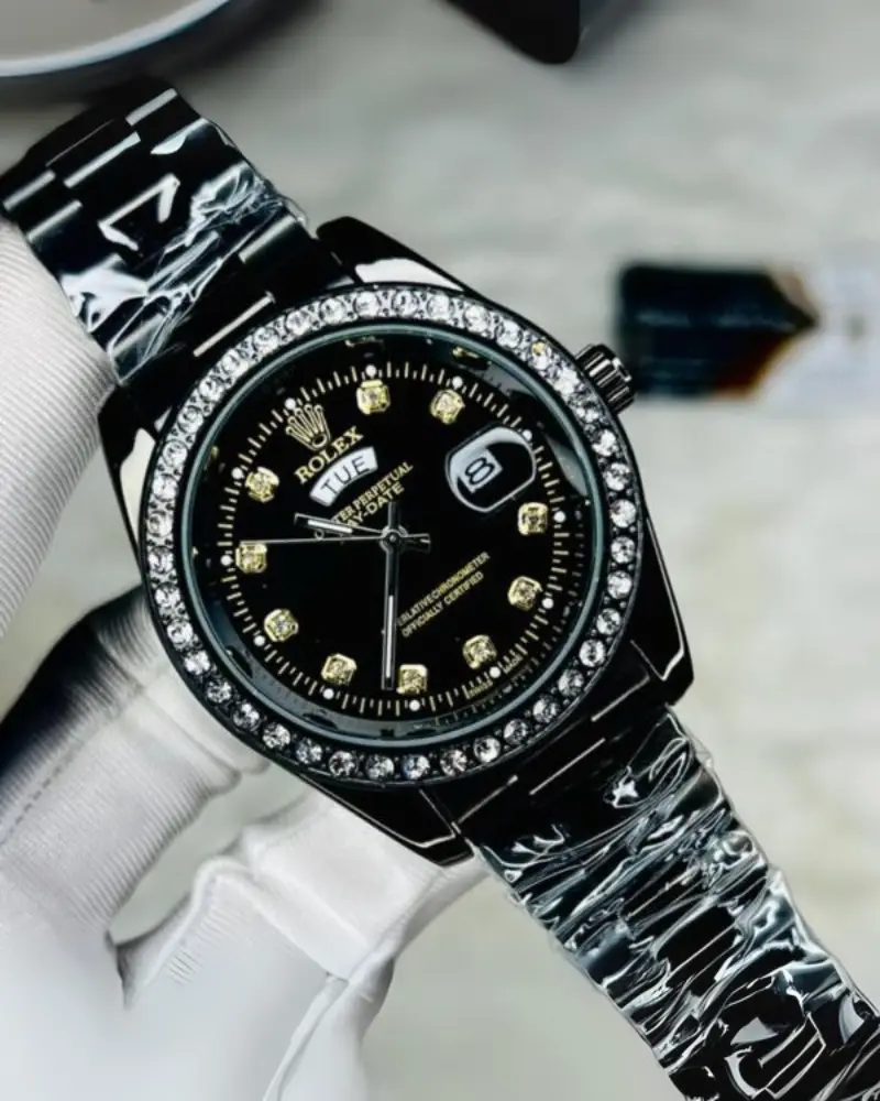 Rolex Quartz Movement Stainless Steel Analog Watch for Men – Premium Design & Durable Build